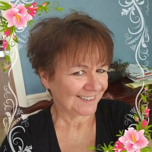 Meet your Posher, Deborah